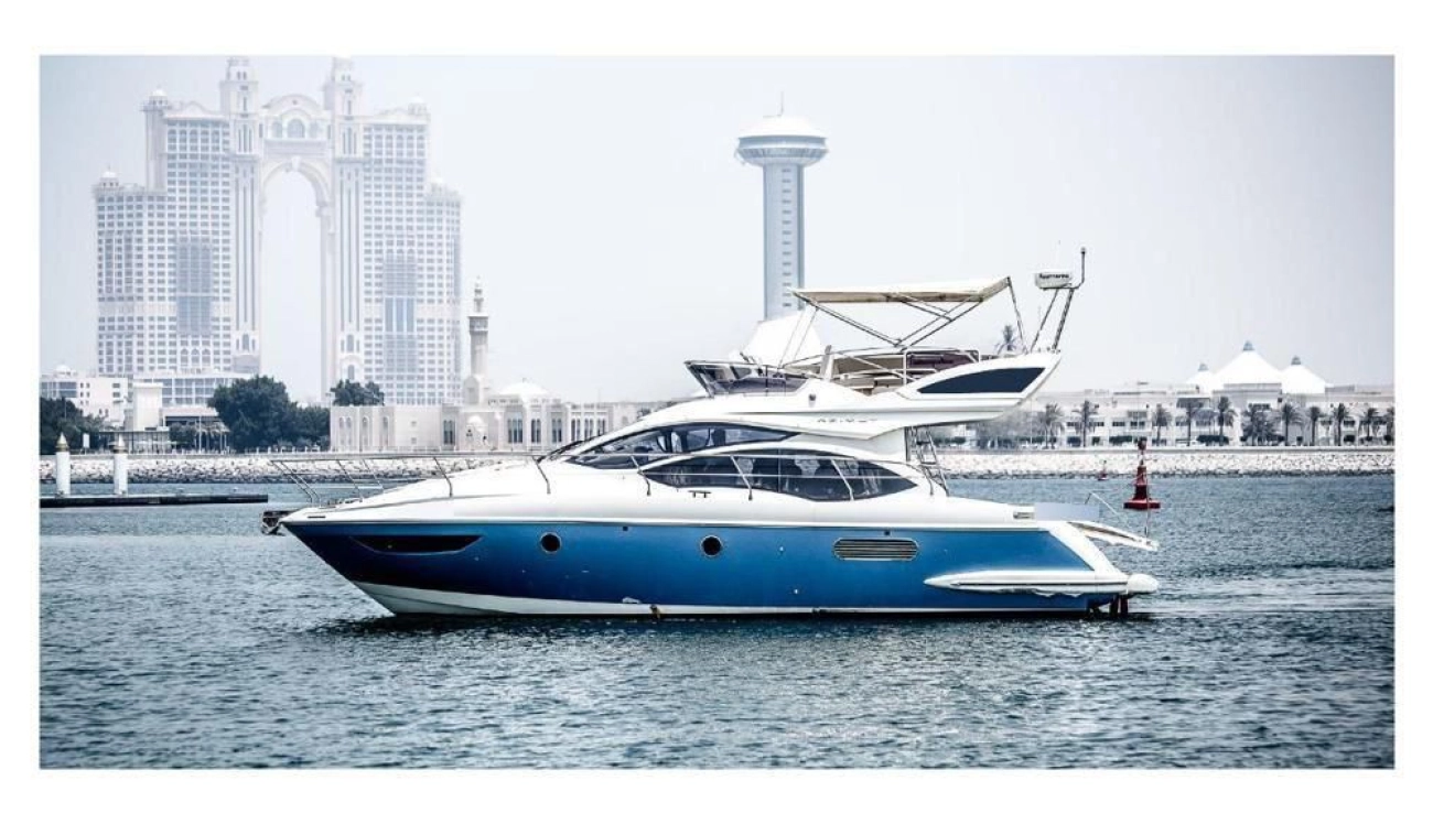 Яхта Azimut 42ft