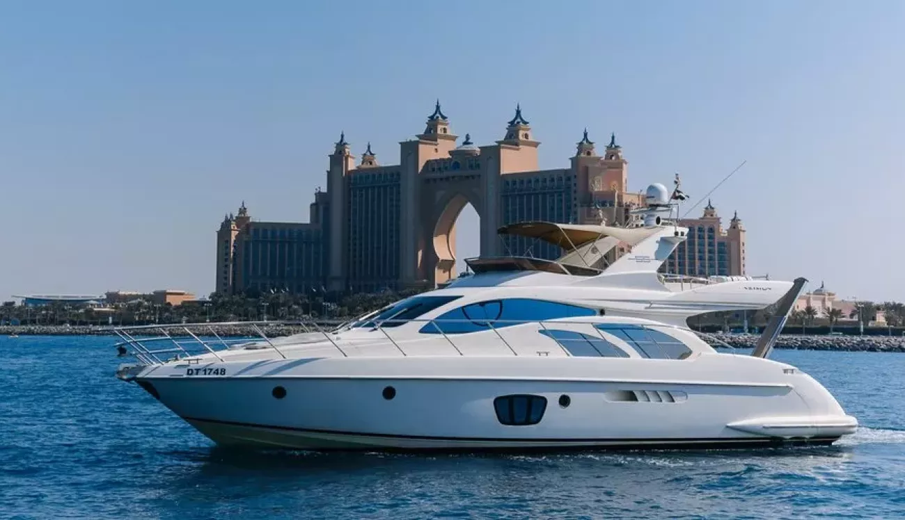 Яхта Azimut 55 "Yes"