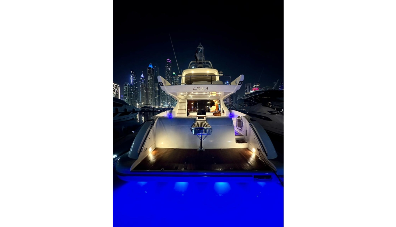 Яхта Azimut 65