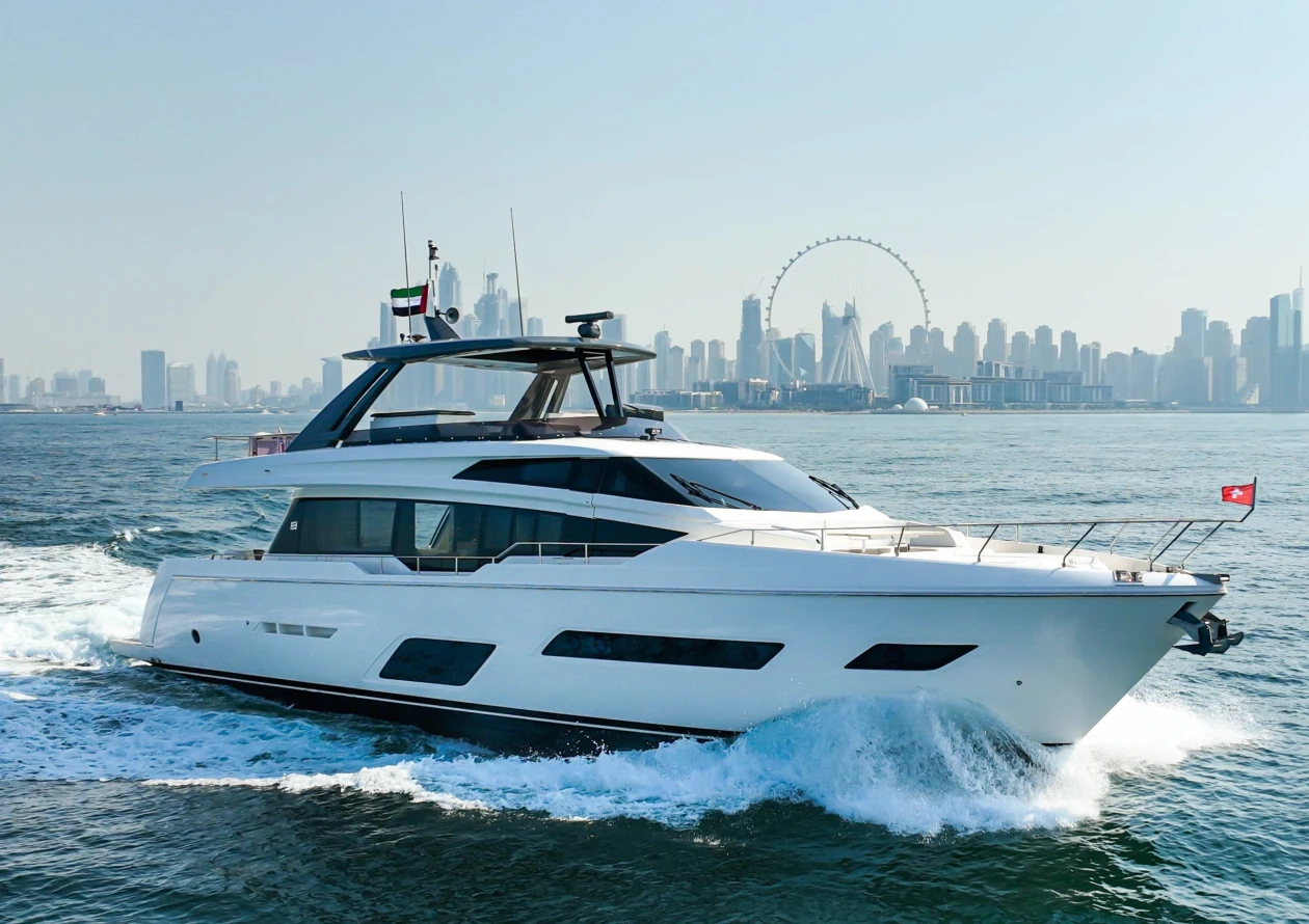  Ferretti 780 №1