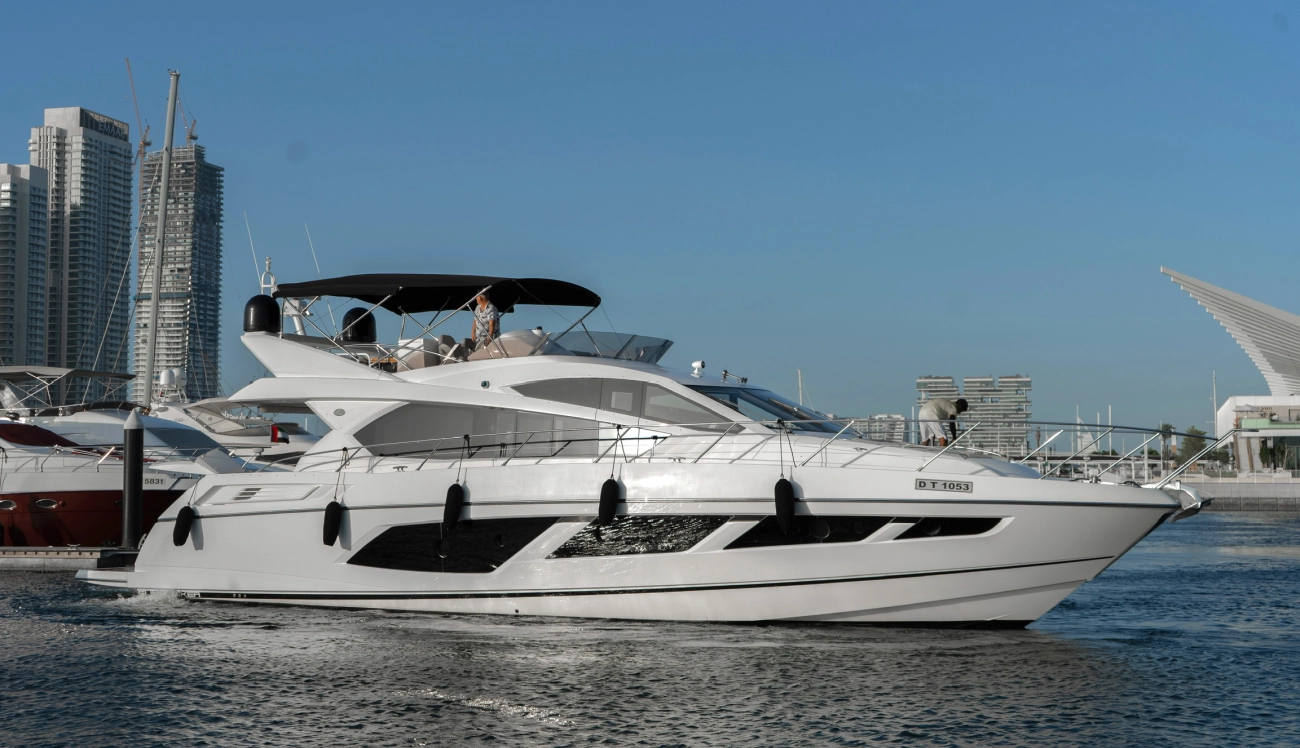 Яхта Sunseeker Manhattan 65